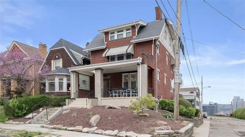 Photo of 347 BAILEY AVE