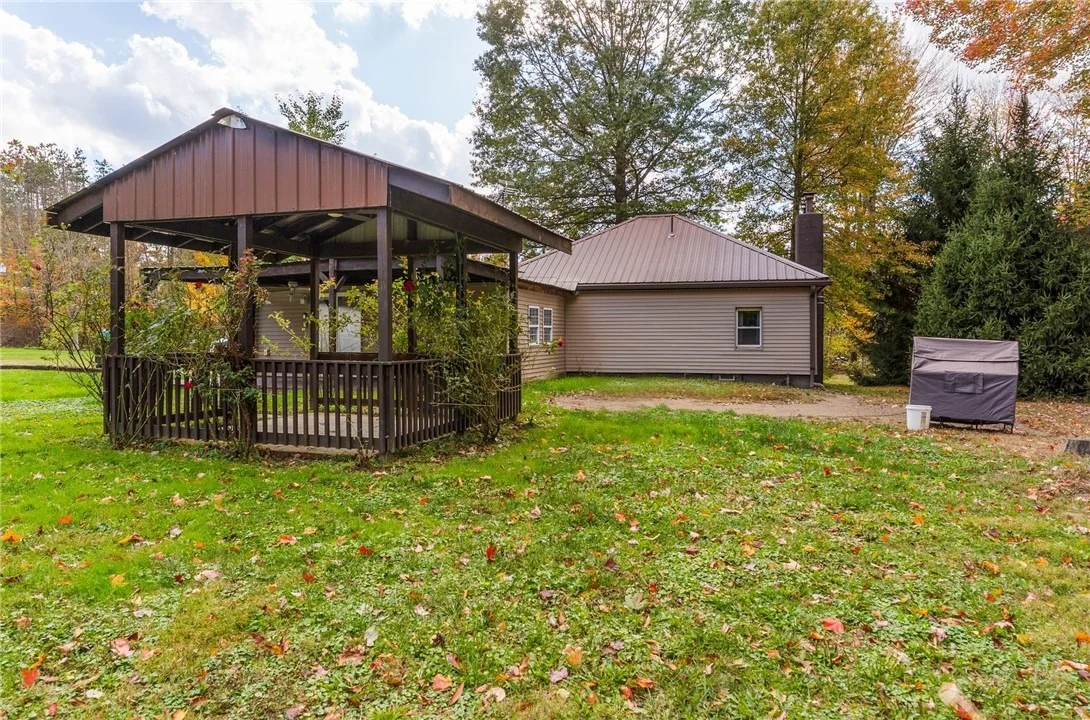 Photo of 2740 Maple Ln