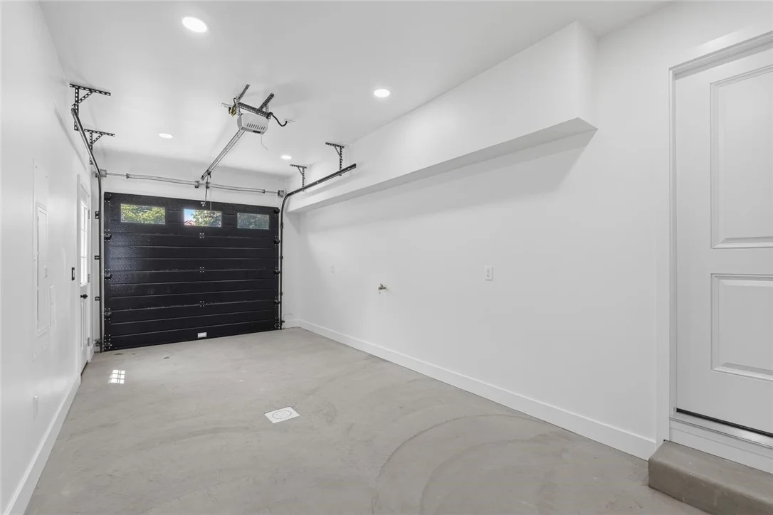 Photo of 517 Harmony Rd