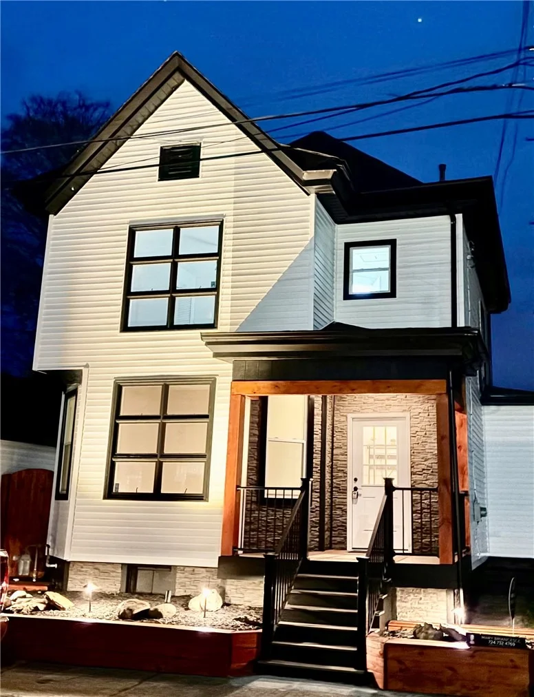 Photo of 2207 7th Avenue Rear