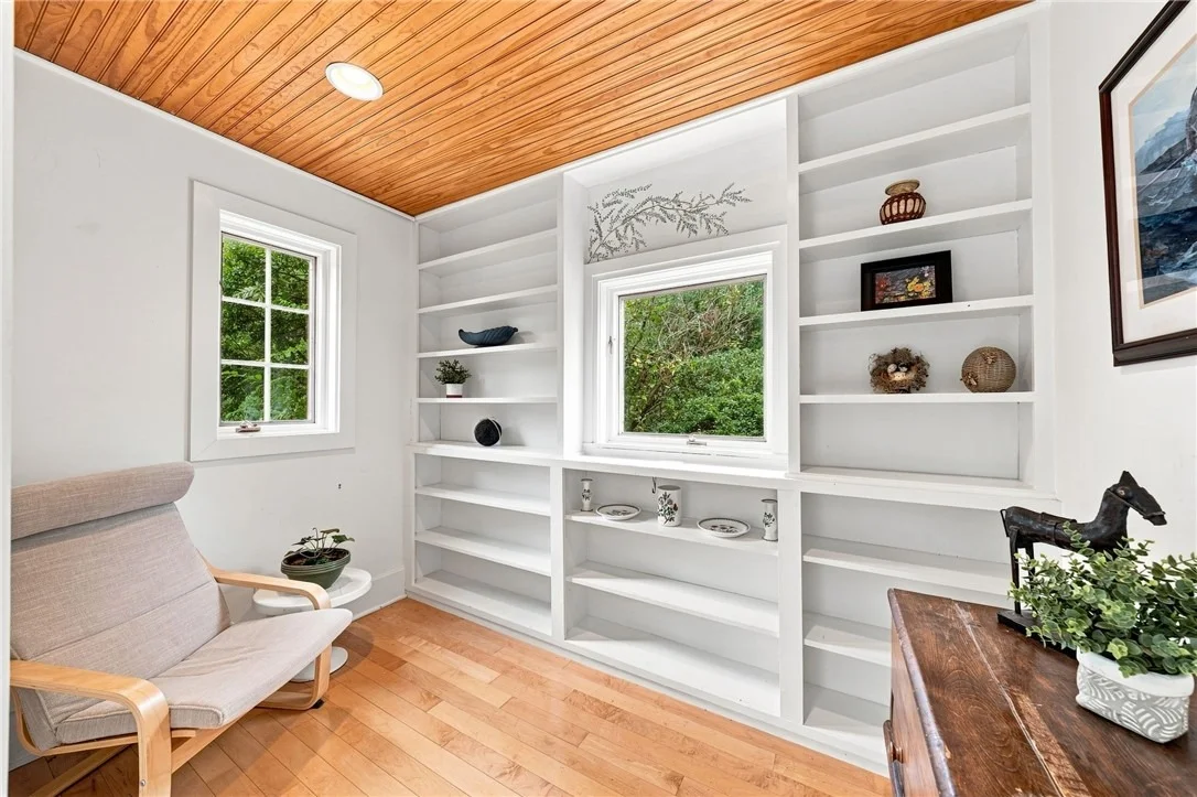 Photo of 2359 James Drive