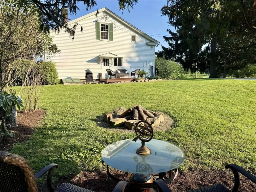 Photo of 1233 Mount Jackson Rd