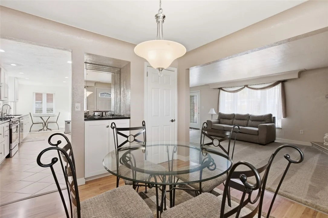Photo of 120 Crestview Mnr