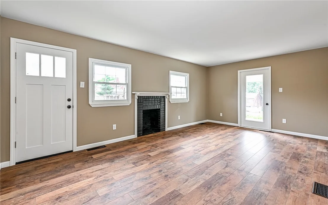 Photo of 151 Walnut St