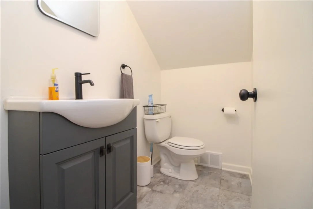 Photo of 124 Georgetown Rd