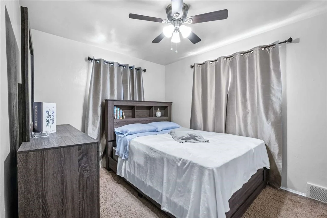 Photo of 231 Webster Dr