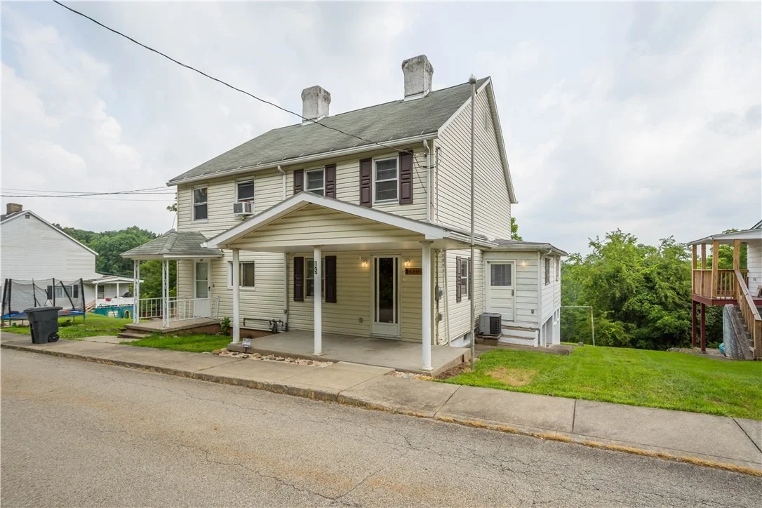 Photo of 15 Maple Street