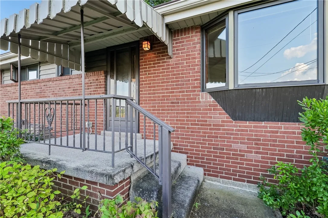 Photo of 478 Balconade Dr