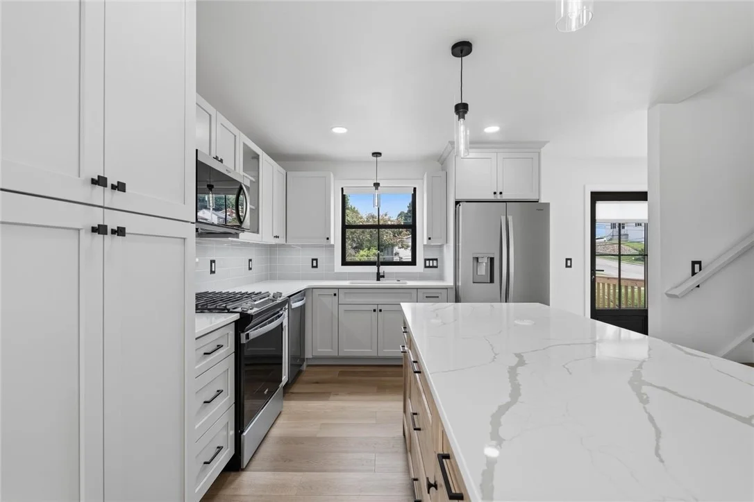 Photo of 517 Harmony Rd