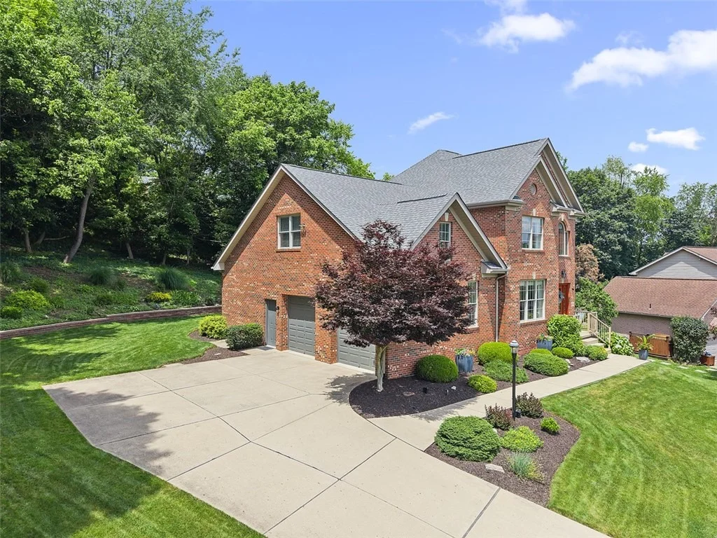 Photo of 4016 Rustic Woods Dr