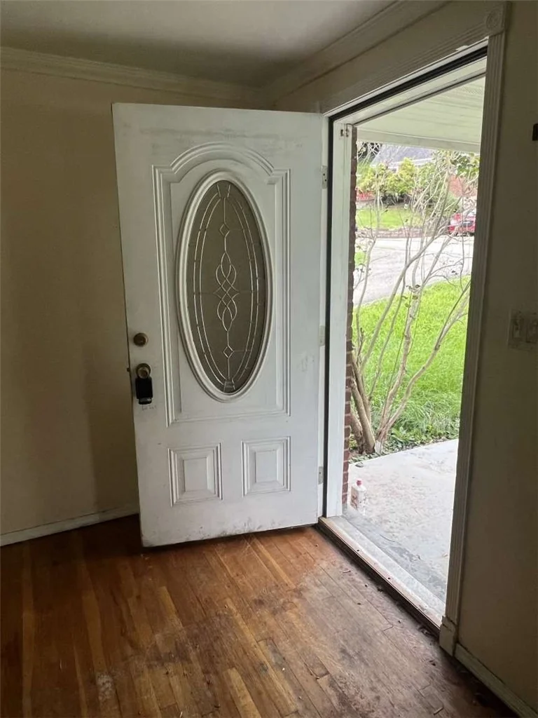 Photo of 109 Webster Dr