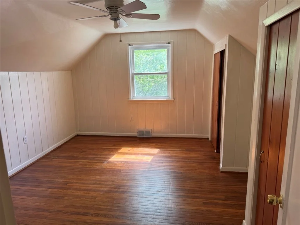 Photo of 207 McMurray Rd