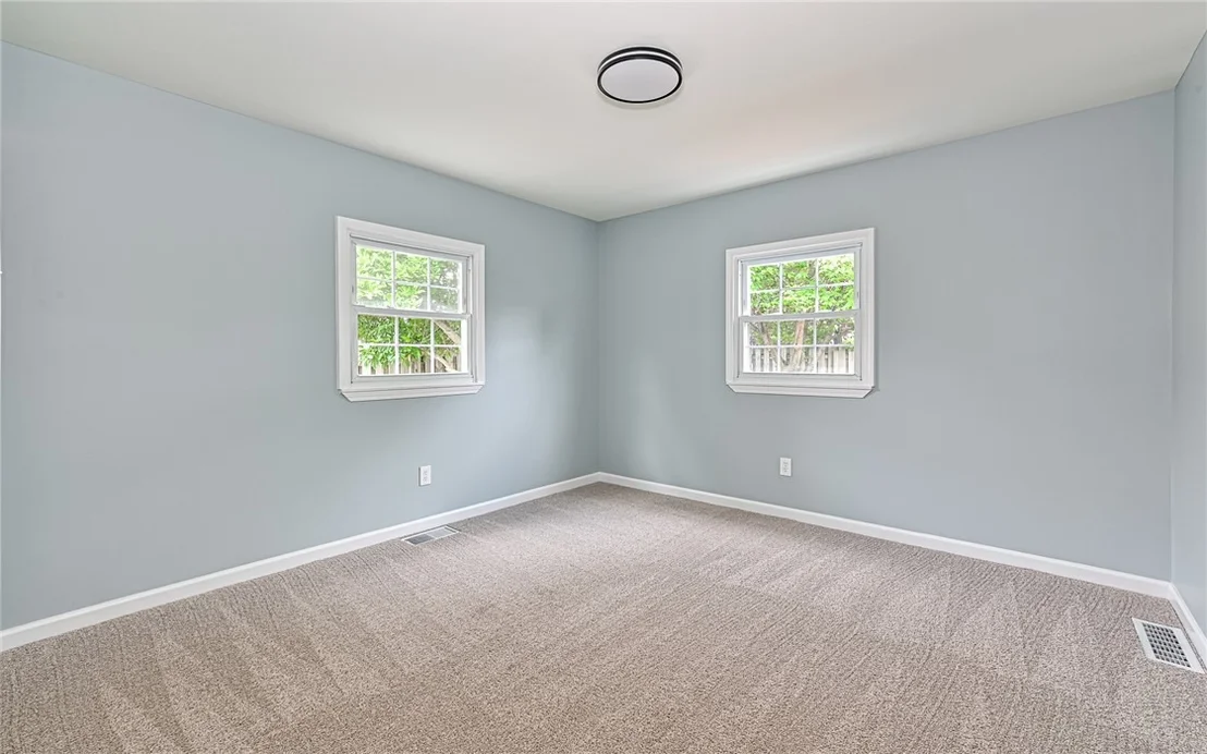 Photo of 151 Walnut St