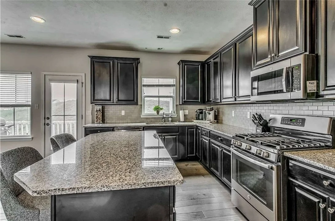 Photo of 4052 Overview Dr
