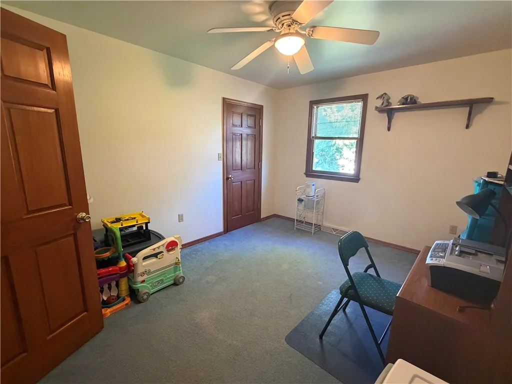 Photo of 902 Central Dr
