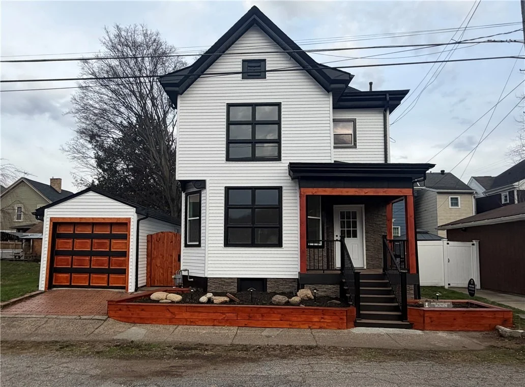 Photo of 2207 7th Avenue Rear