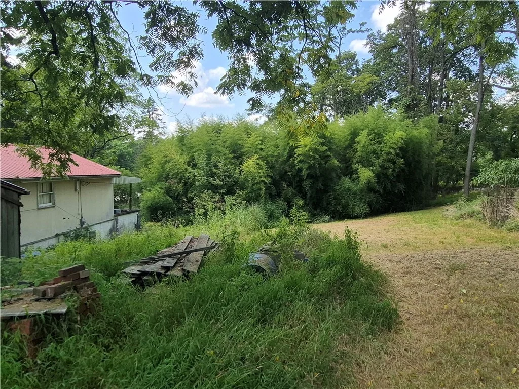 Photo of 609 Beatty Rd