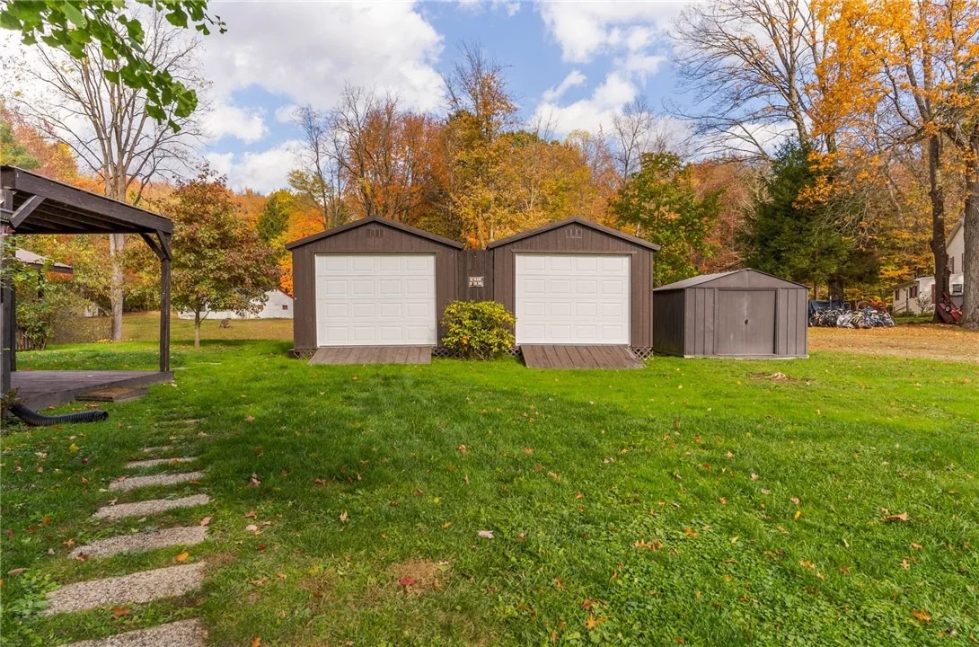 Photo of 2740 Maple Ln