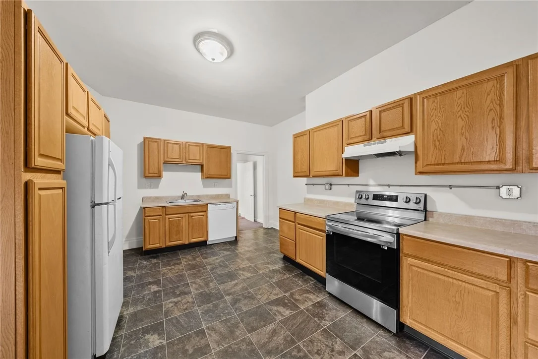 Photo of 2016 Sidney St