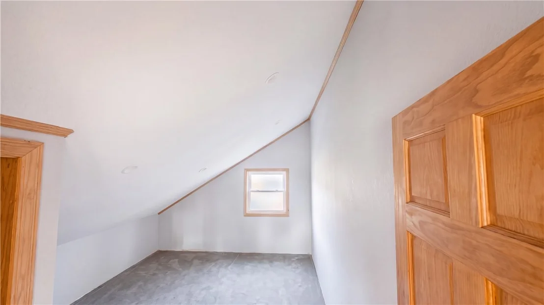 Photo of 101 2nd St
