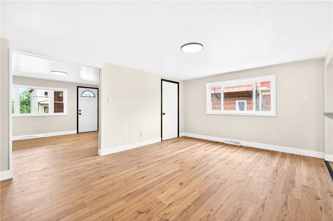 Photo of 237 Allen Ave