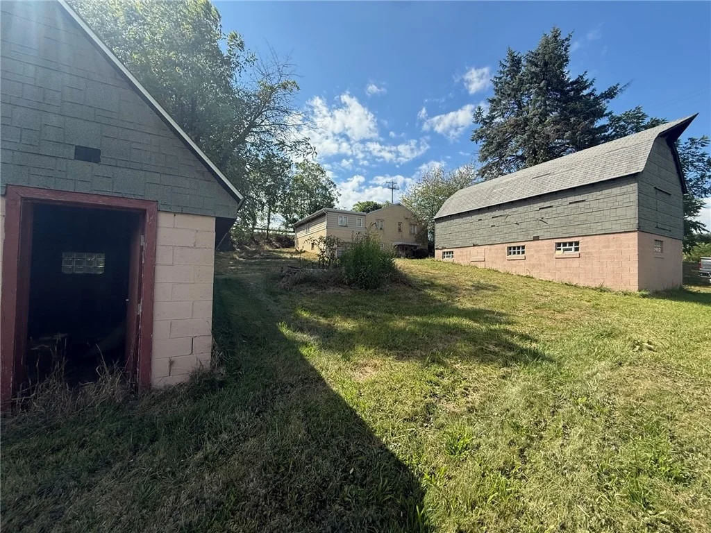 Photo of 102 BAKER RD