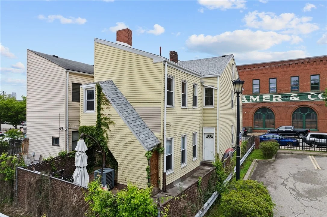 Photo of 2016 Sidney St