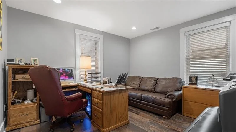 Photo of 347 BAILEY AVE