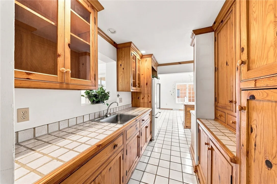 Photo of 2359 James Drive