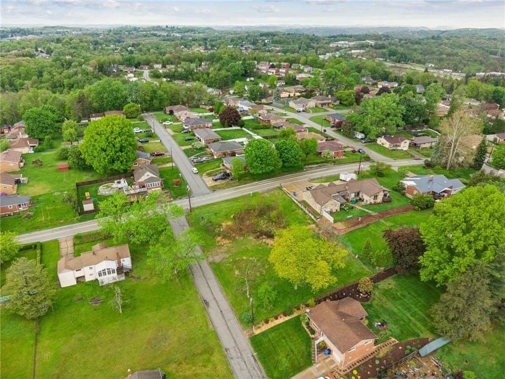 Photo of 361 Carpenter Ln