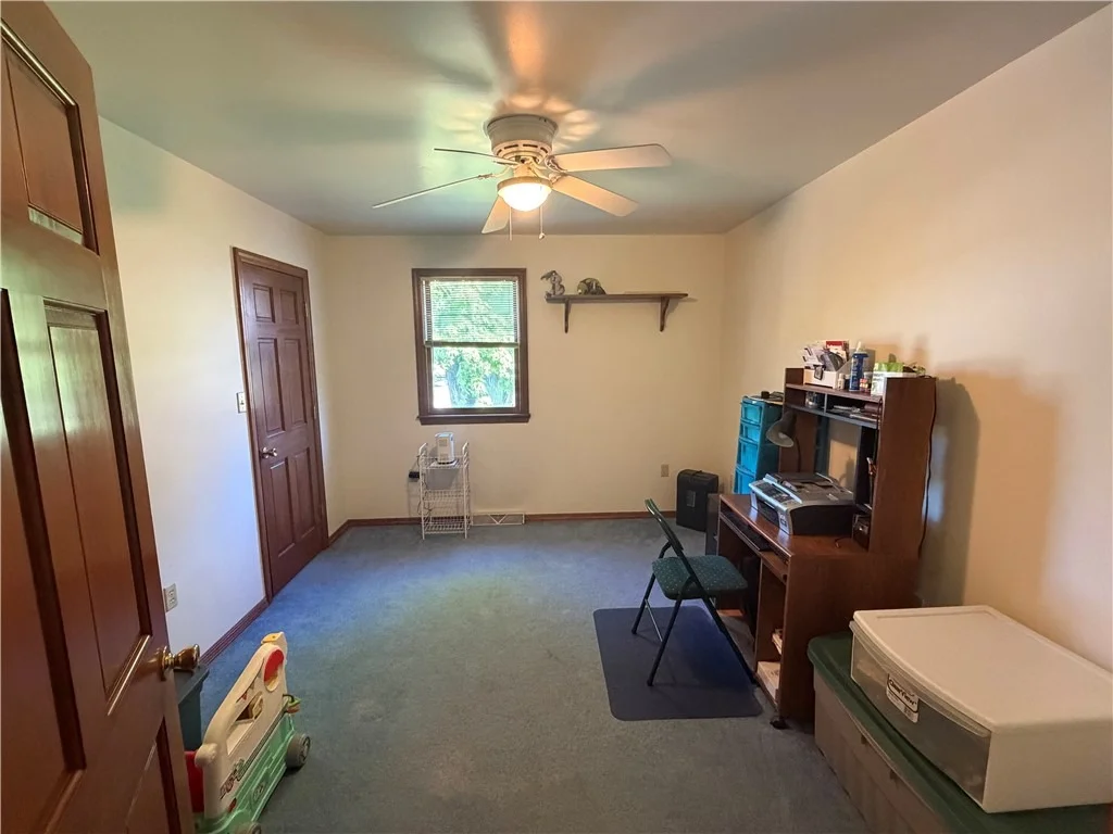 Photo of 902 Central Dr