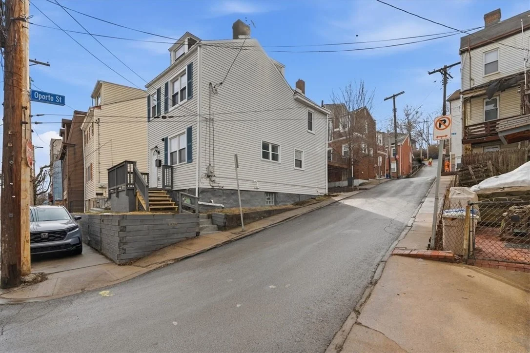 Photo of 162 Pius St