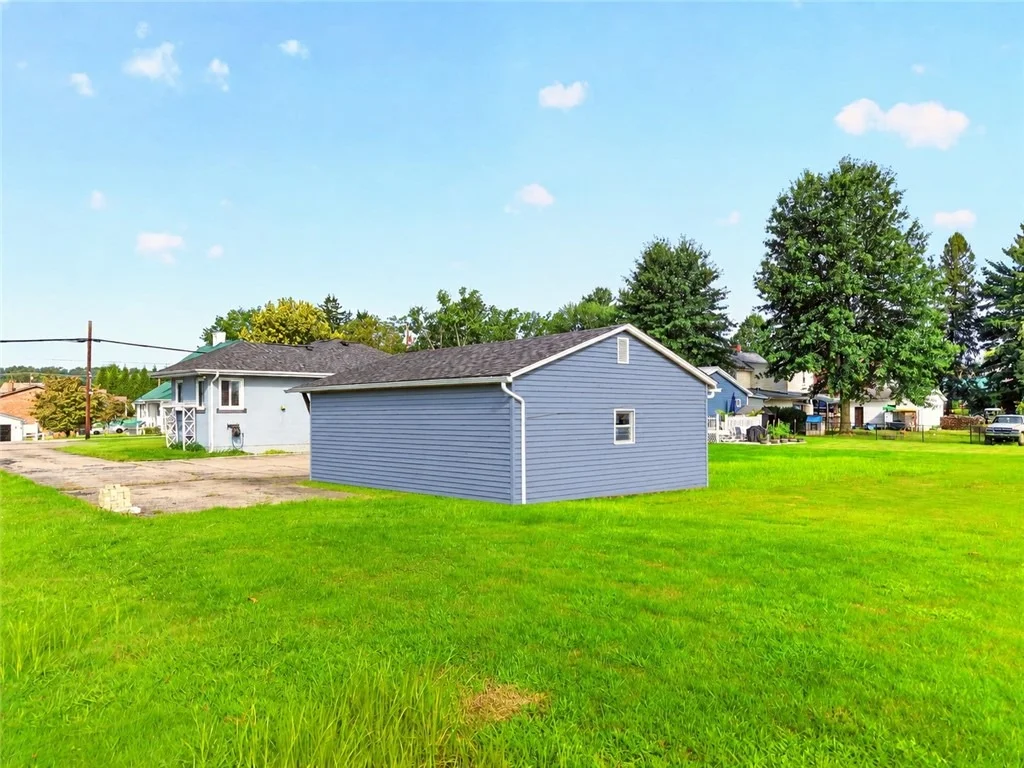 Photo of 734 Cemetery Rd