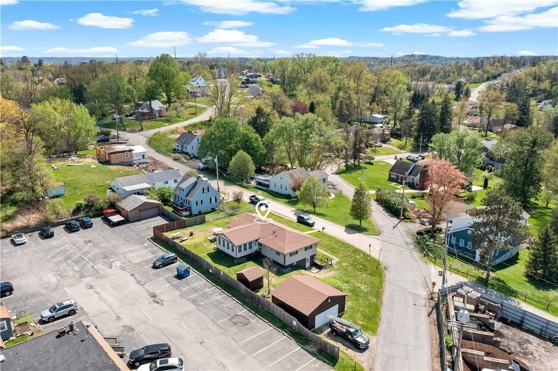 Photo of 9 MIDWAY DR