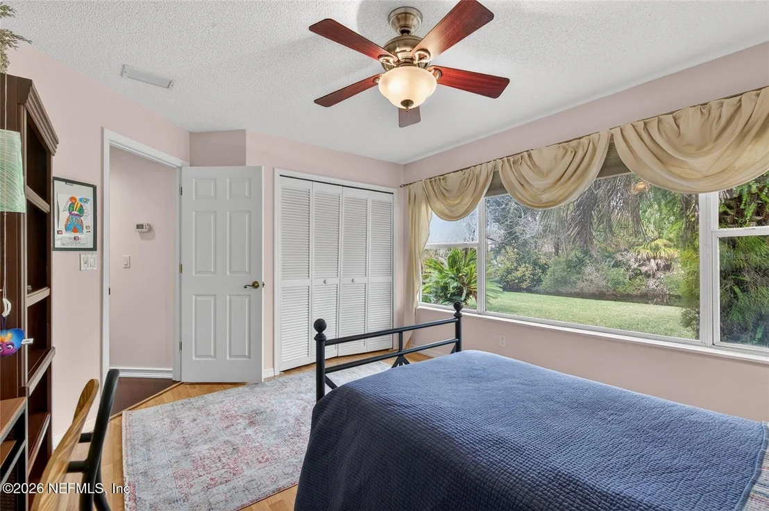 Photo of 114 SHADOW CREEK Way