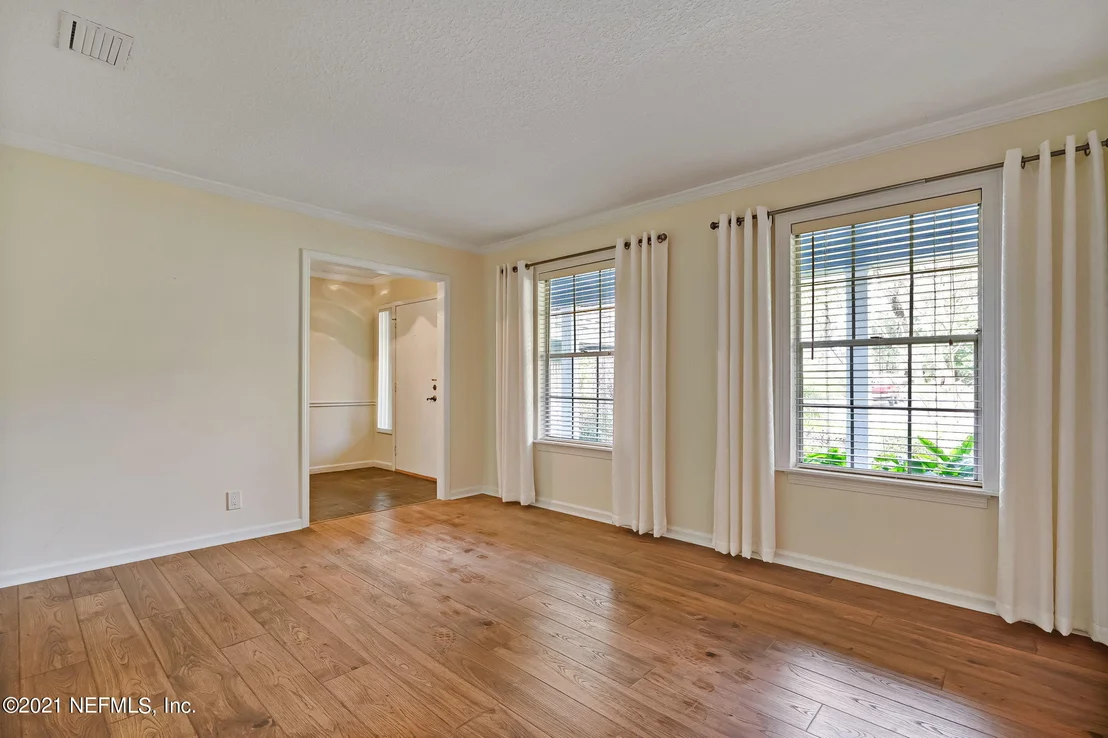 Photo of 11432 RIVER KNOLL Drive