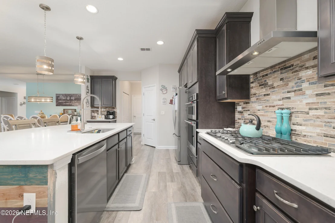 Photo of 607 WILLOW LAKE Drive