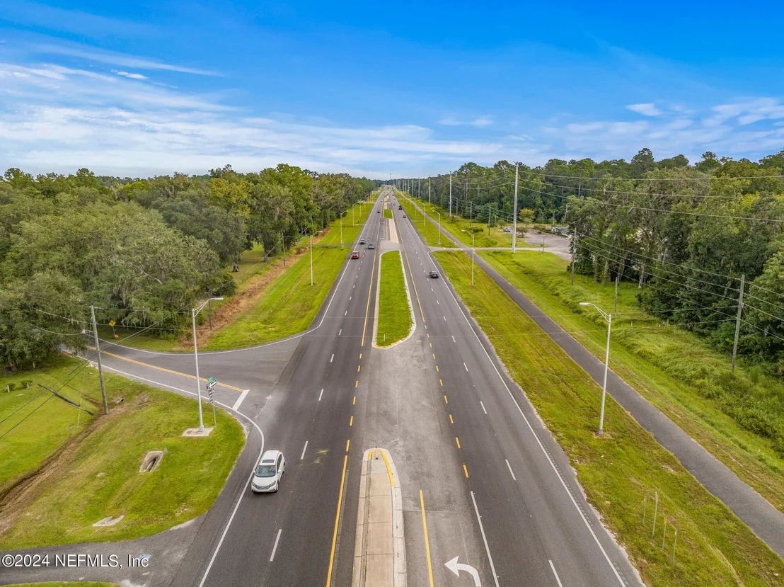 Photo of 694 S HIGHWAY 17