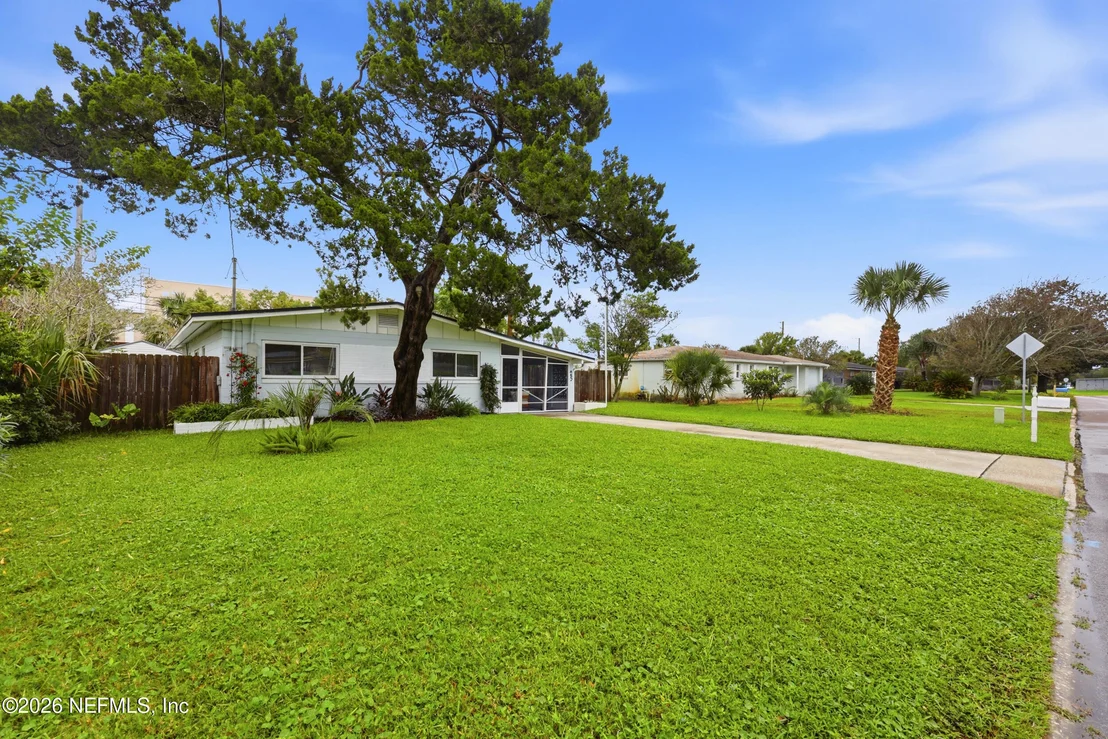 Photo of 25 SANDRA Drive