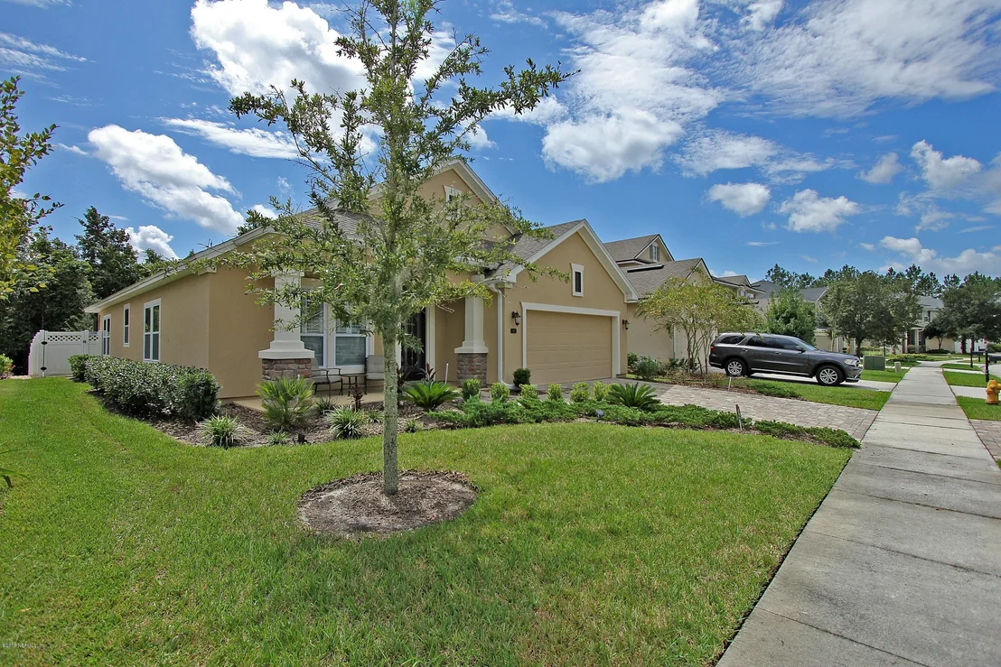 Photo of 145 CASTLEGATE Lane