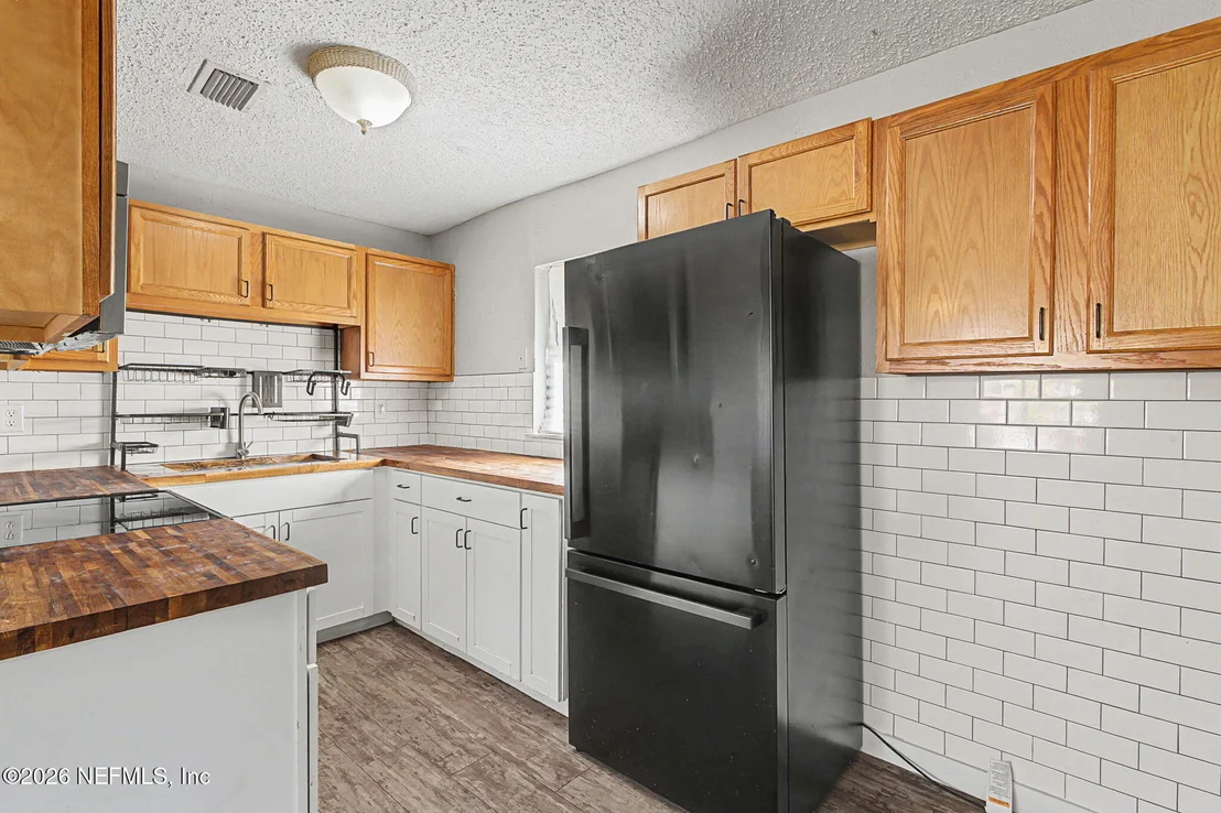 Photo of 503 WILSON Road