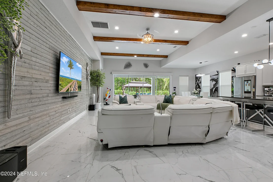 Photo of 10468 SILVERBROOK Trail