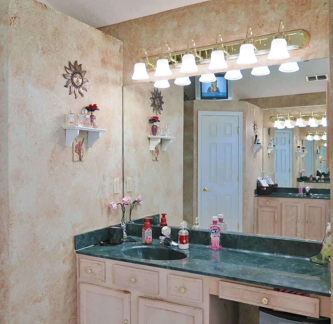 Photo of 12074 SPRING RIDGE Drive