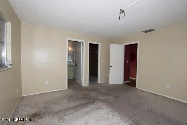 Photo of 183 SHORES Boulevard
