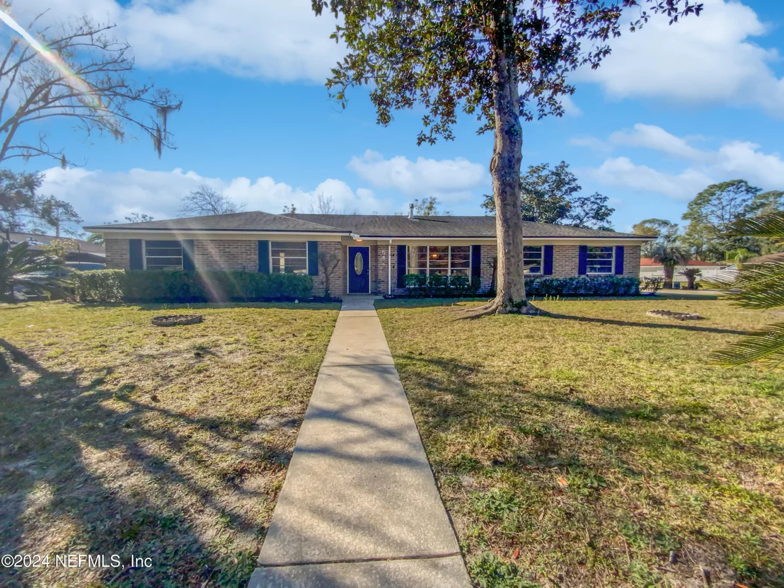 Photo of 5440 WEAVER Road