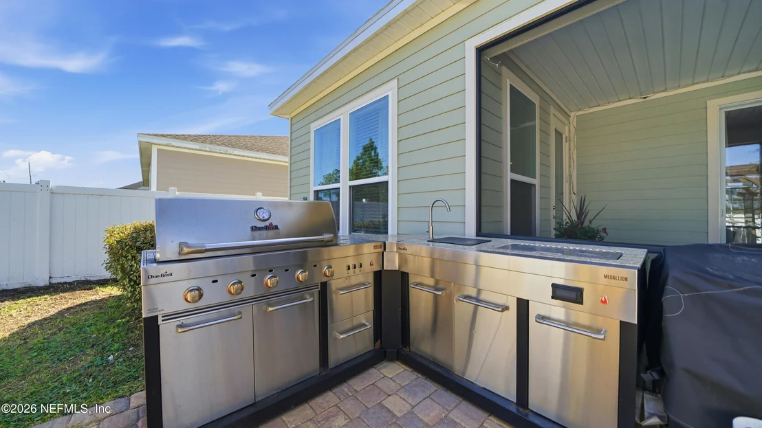 Photo of 63 DIAMONDBACK Avenue