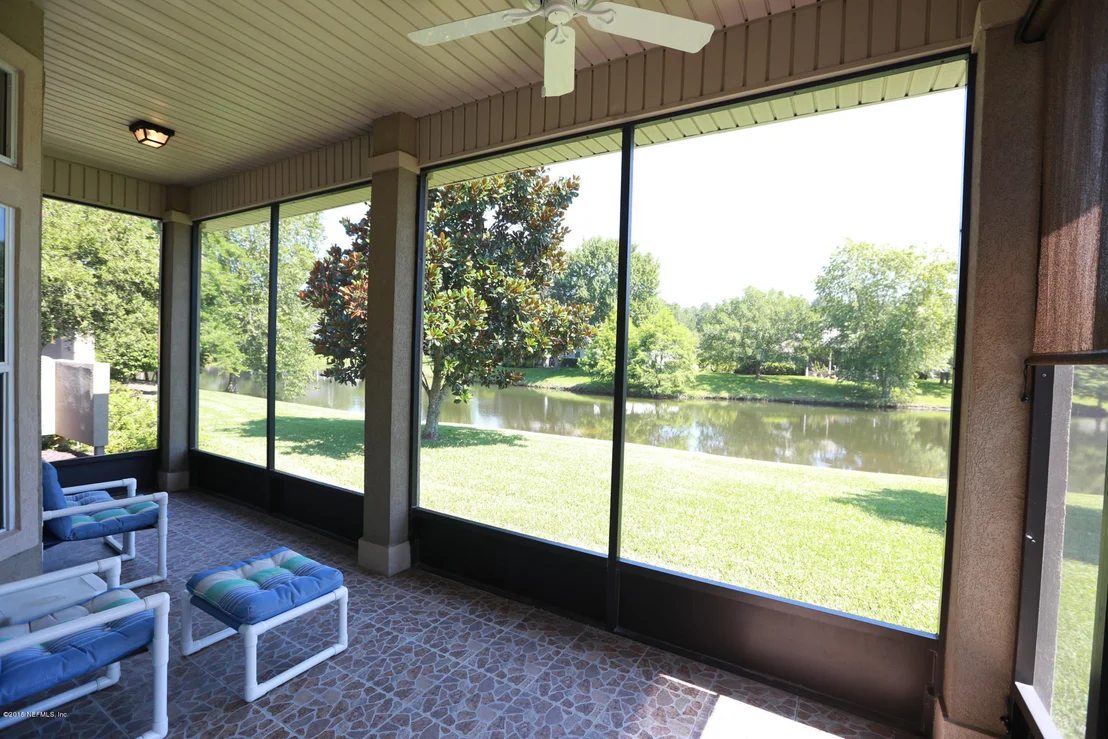 Photo of 1152 SANDLAKE Road
