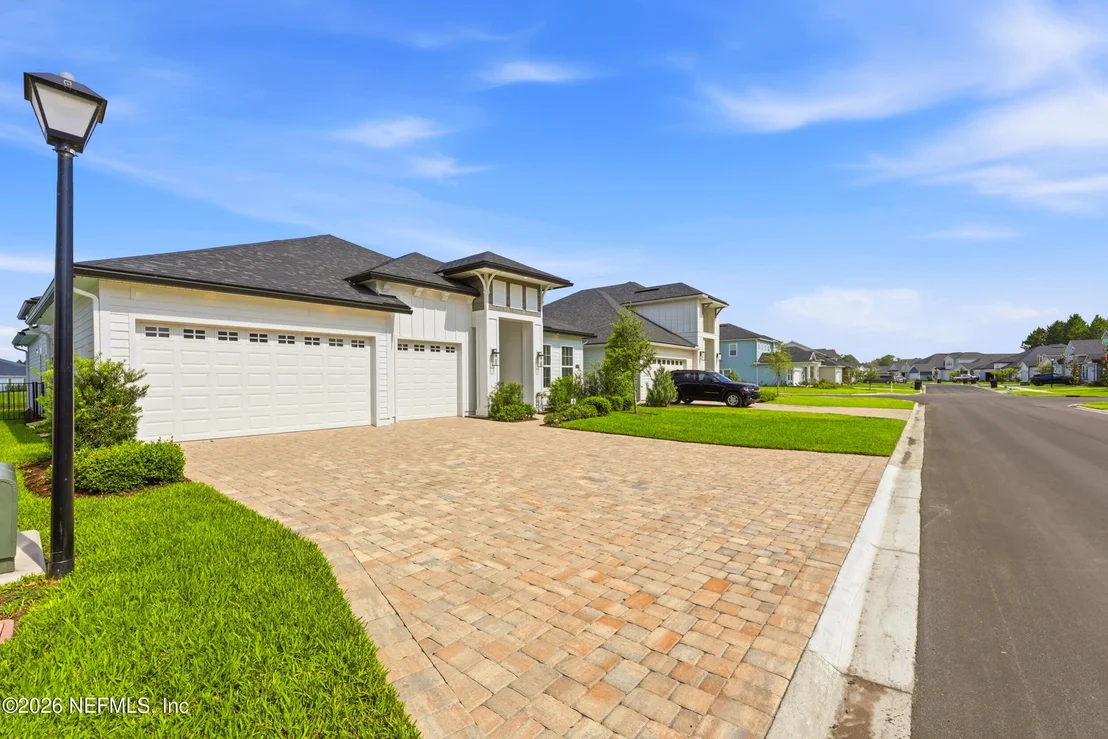 Photo of 531 EAGLE MOON LAKE Drive