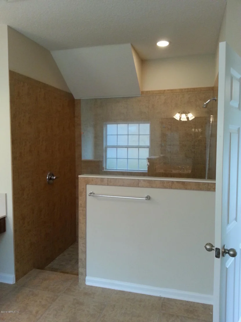 Photo of 128 MERCUTIO Lane