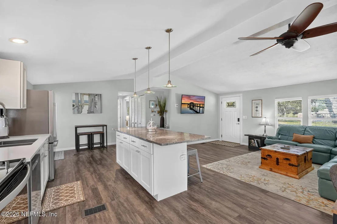 Photo of 6302 GOMEZ Road